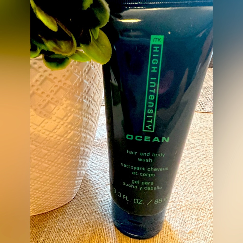 New Mary Kay Hair and Body Wash for Men